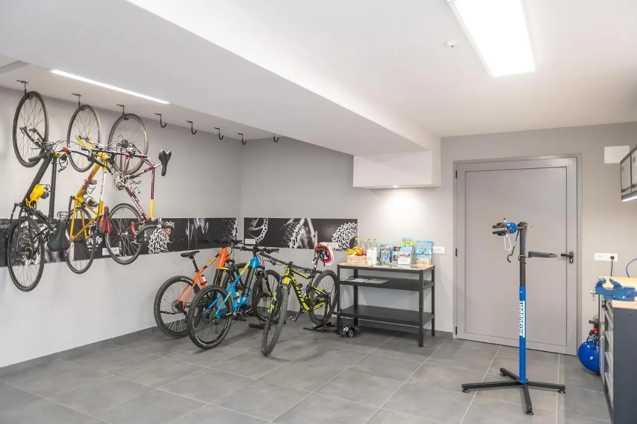 Raffy Family & Bike Hotel Diano Marina Italy
