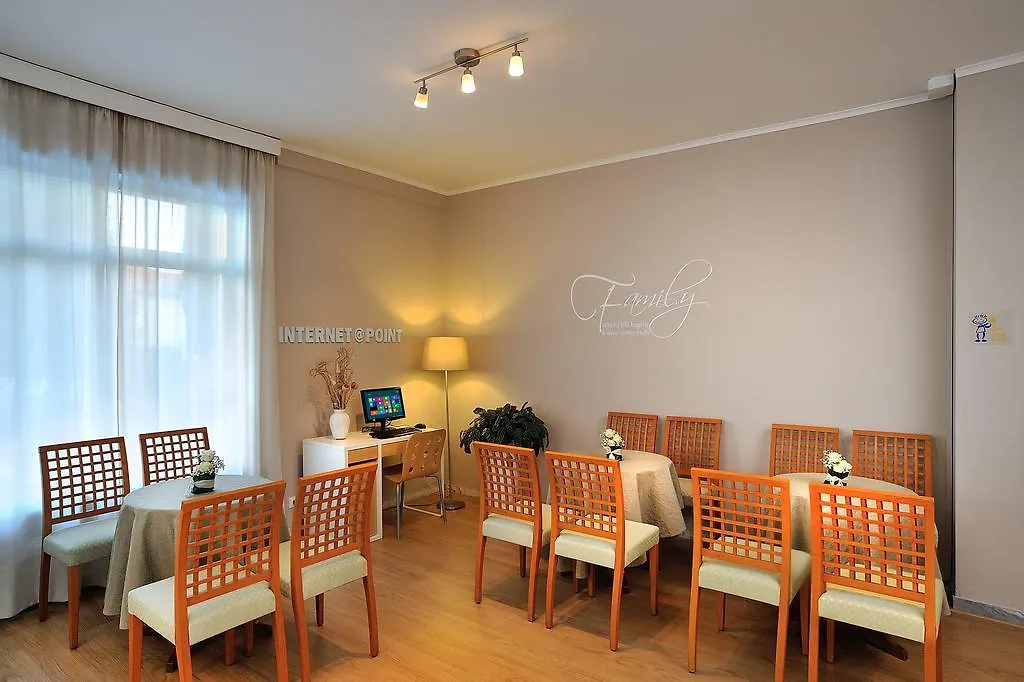 Raffy Family & Bike Hotel Diano Marina 3*,